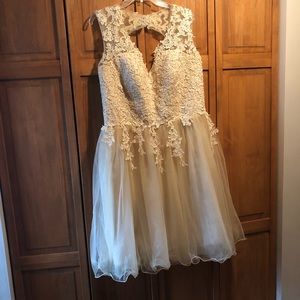 Beige short party dress